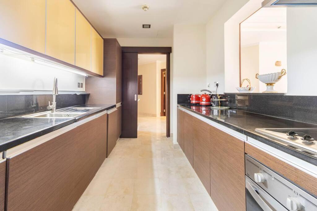 Luxury 1 Bedroom With A Private Beach Taj Granduer Residence At Palm Dubai Ngoại thất bức ảnh