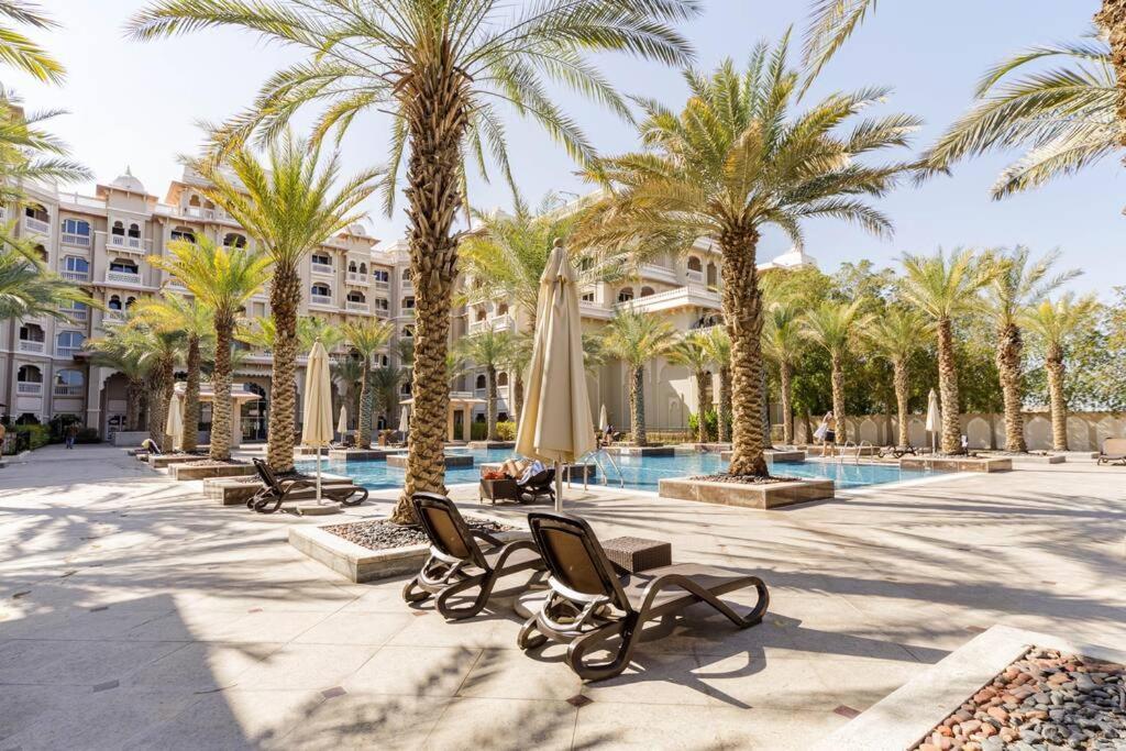 Luxury 1 Bedroom With A Private Beach Taj Granduer Residence At Palm Dubai Ngoại thất bức ảnh
